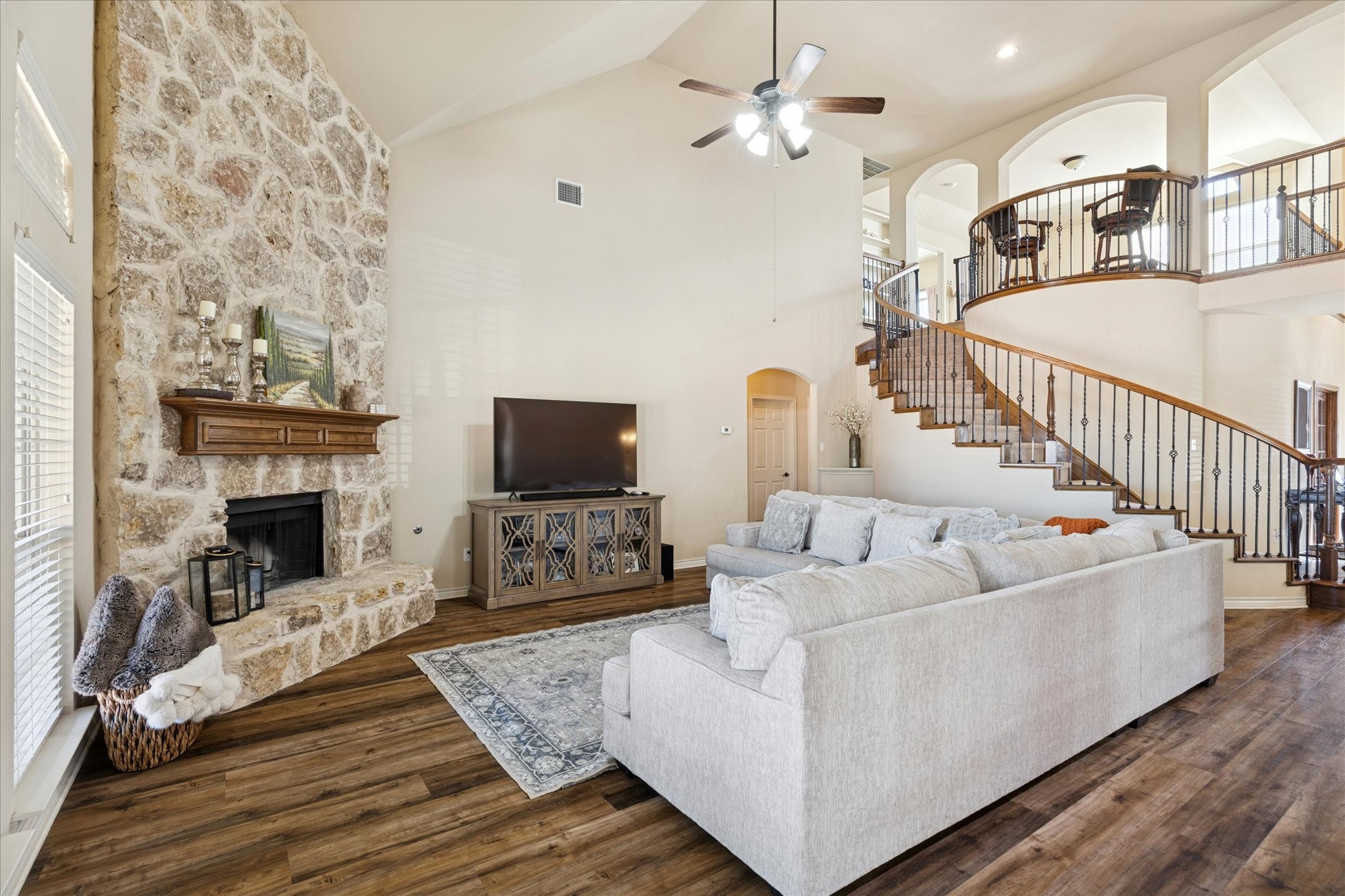 2228 Bald Eagle Way Grand Prairie TX 75052