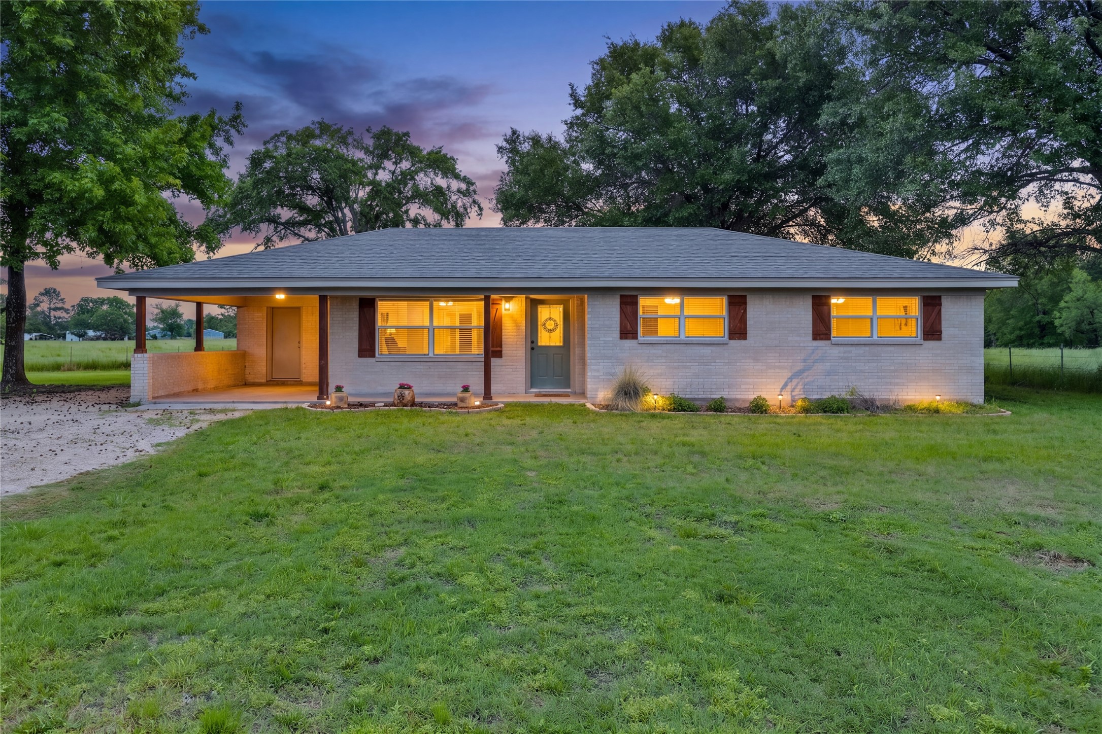 10639 Fm 514 Emory TX 75440