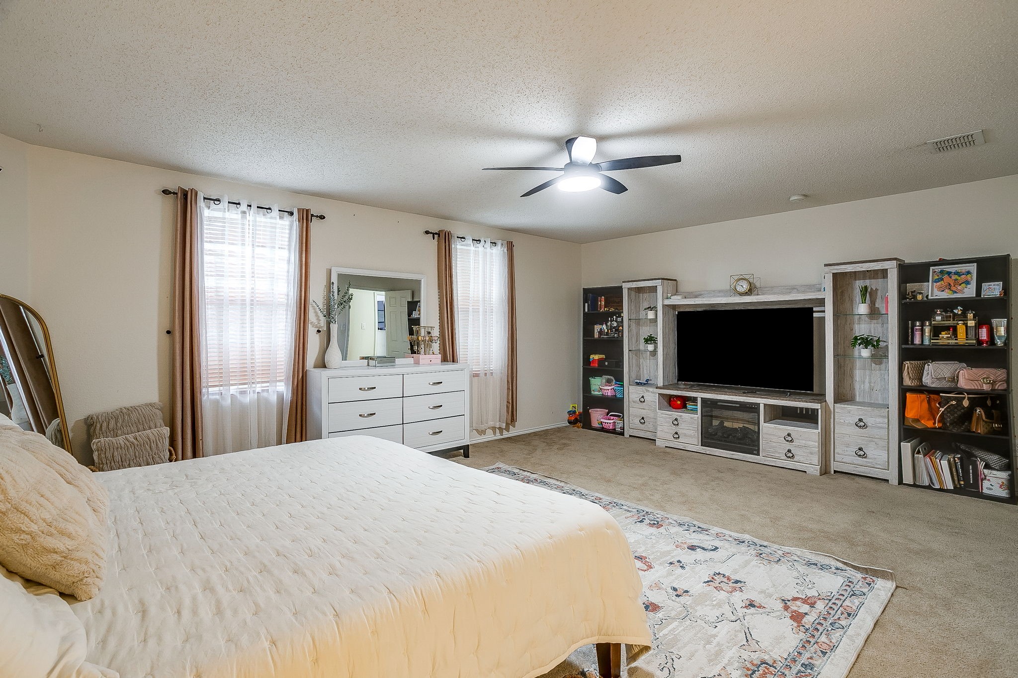 1956 Lariat Drive Fort Worth TX 76247