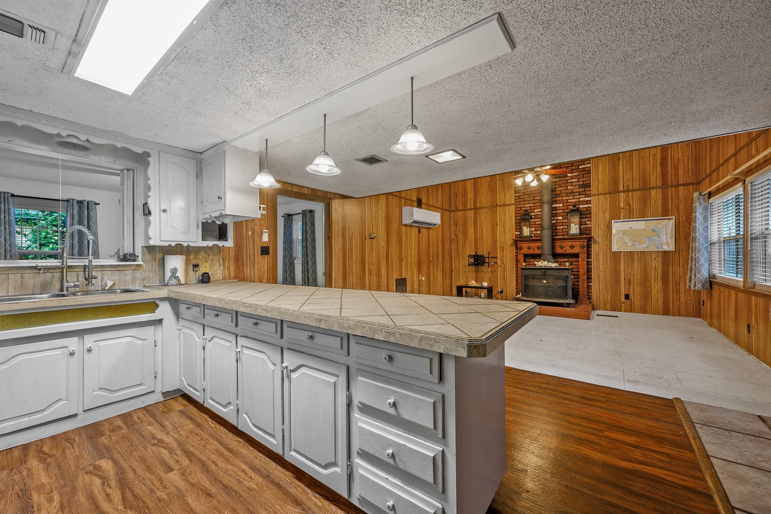 241 Robin Hood Road Gordonville TX 76245