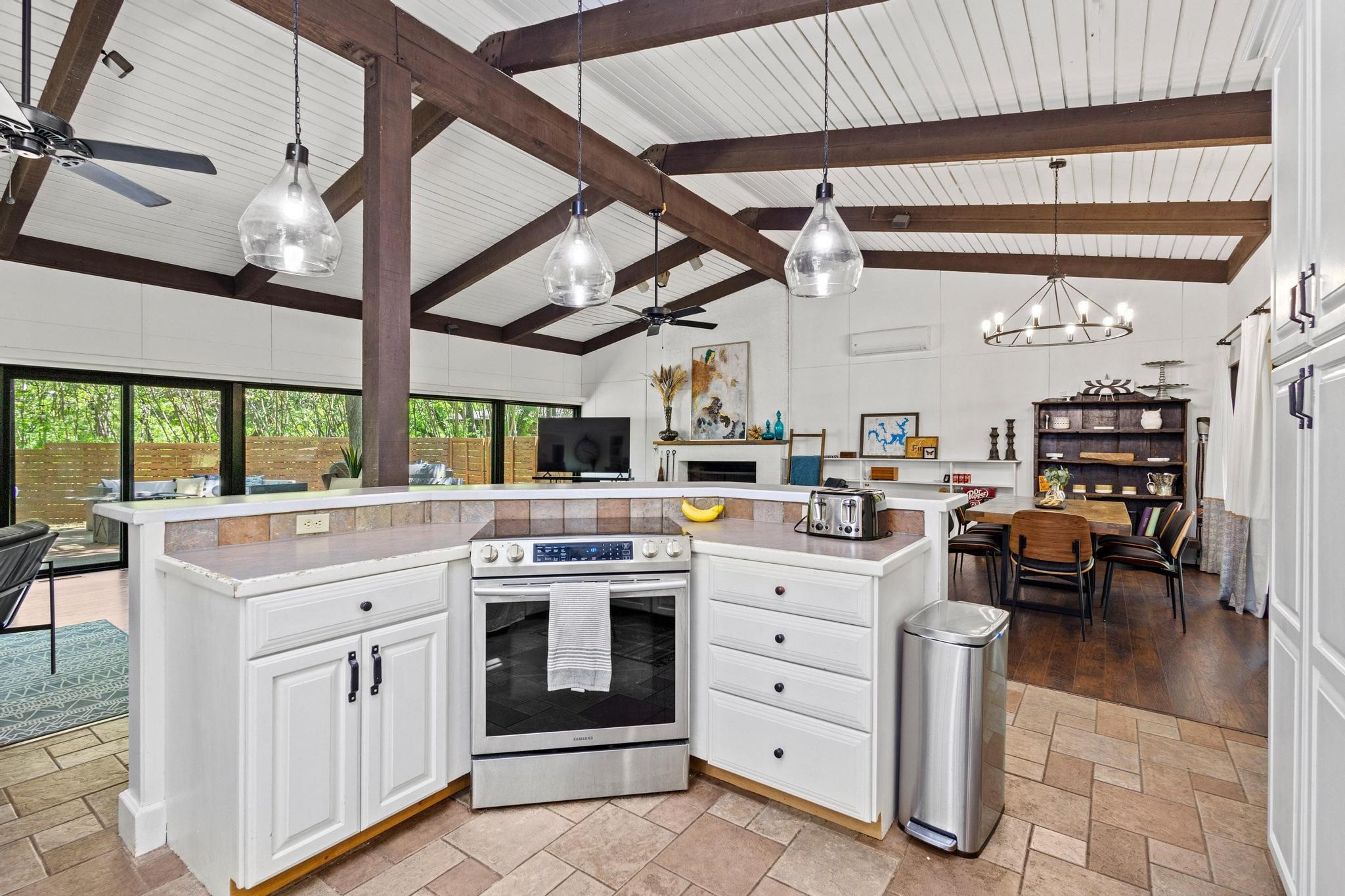 336 Kirk Avenue Pottsboro TX 75076