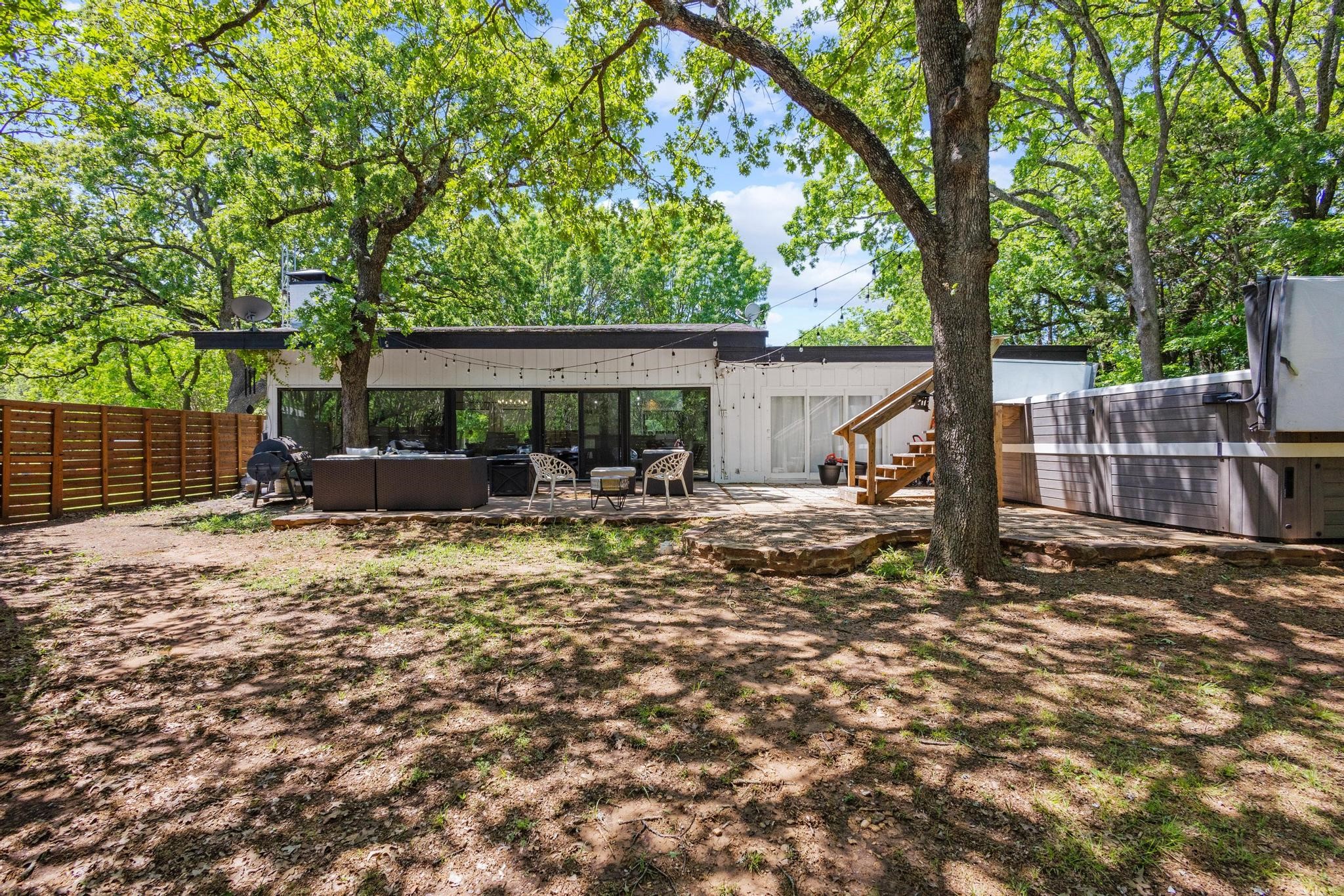 336 Kirk Avenue Pottsboro TX 75076