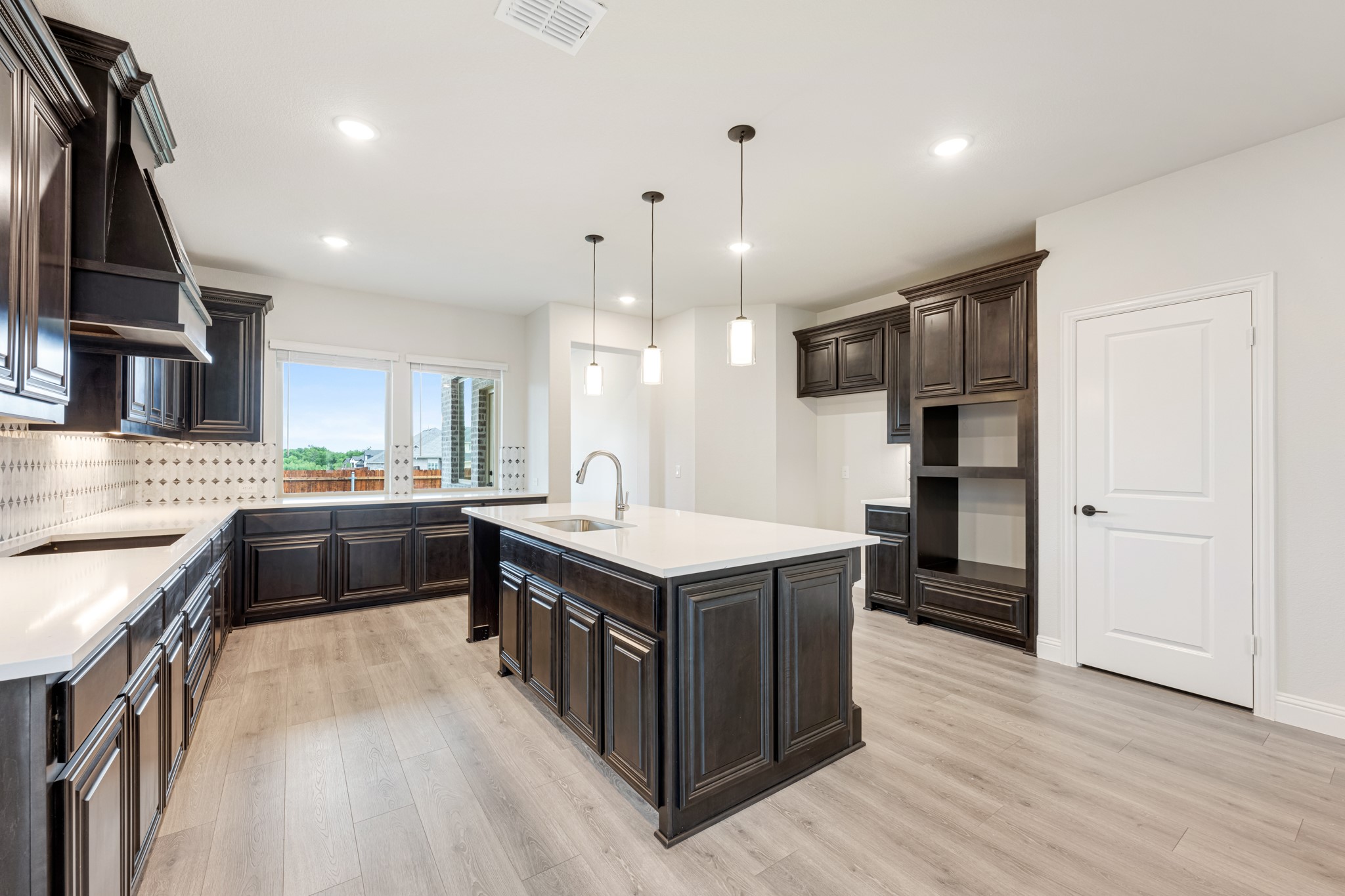 1013 River Oaks Drive Godley TX 76044