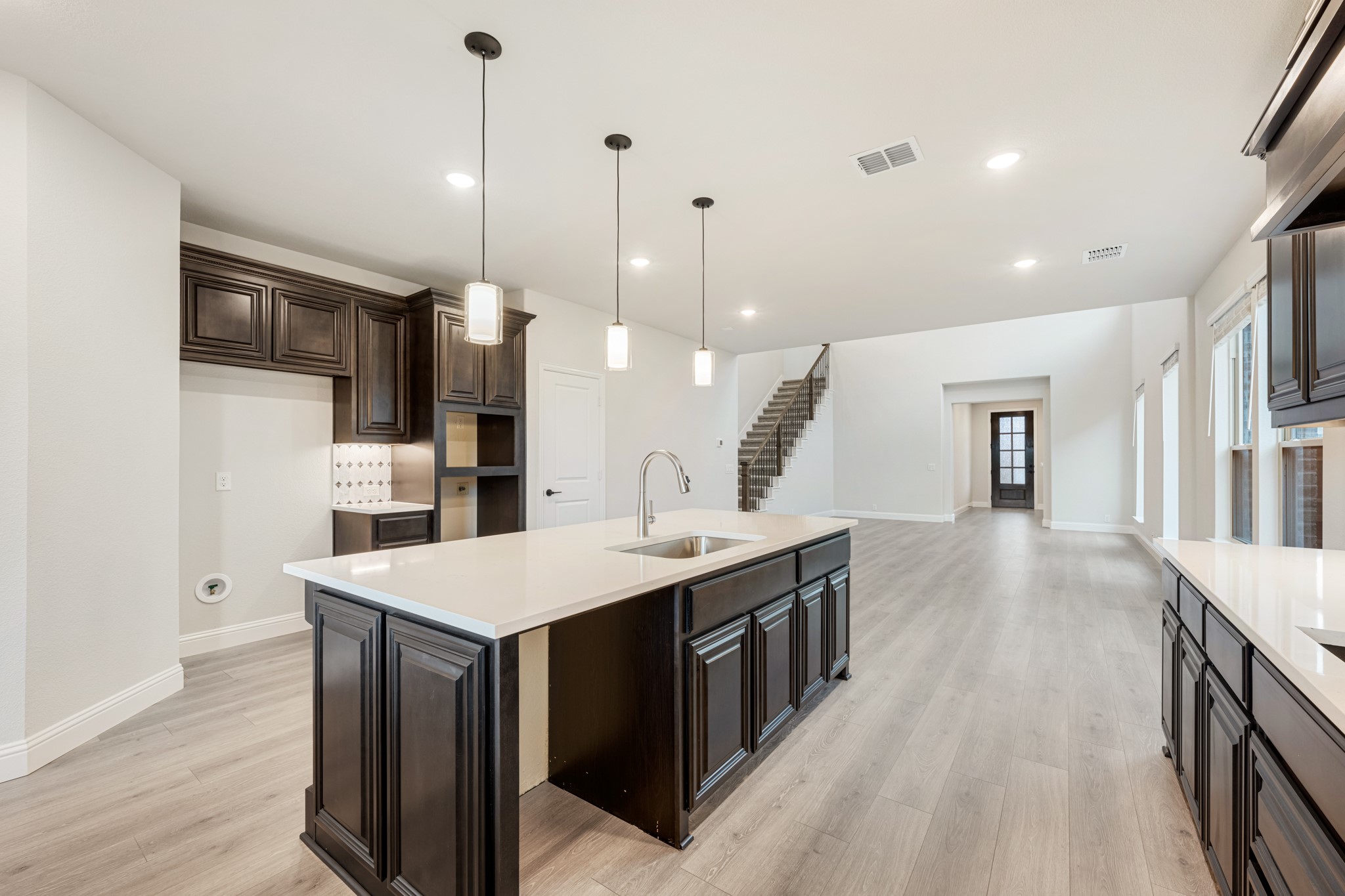 1013 River Oaks Drive Godley TX 76044