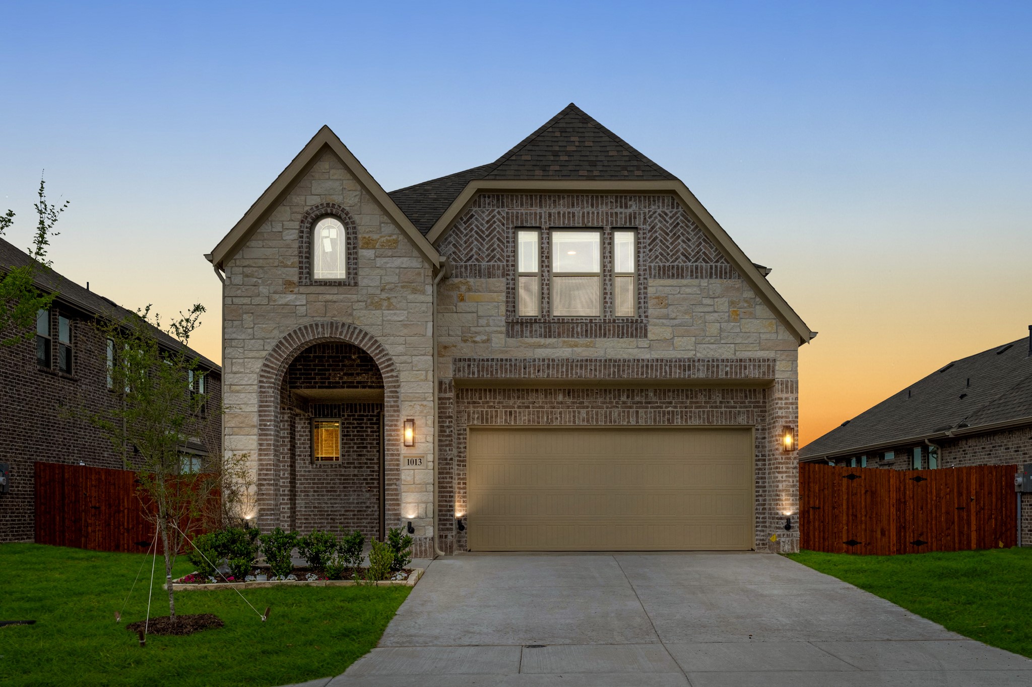 1013 River Oaks Drive Godley TX 76044