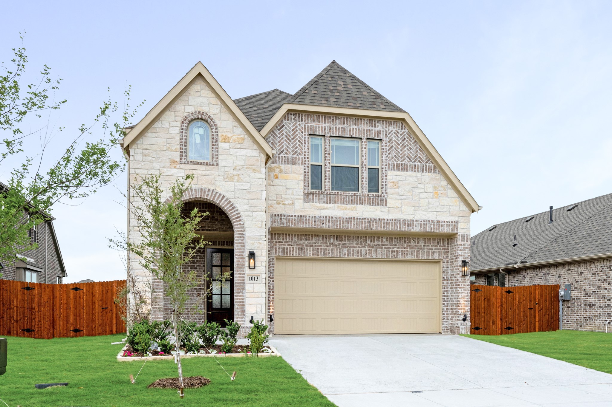 1013 River Oaks Drive Godley TX 76044