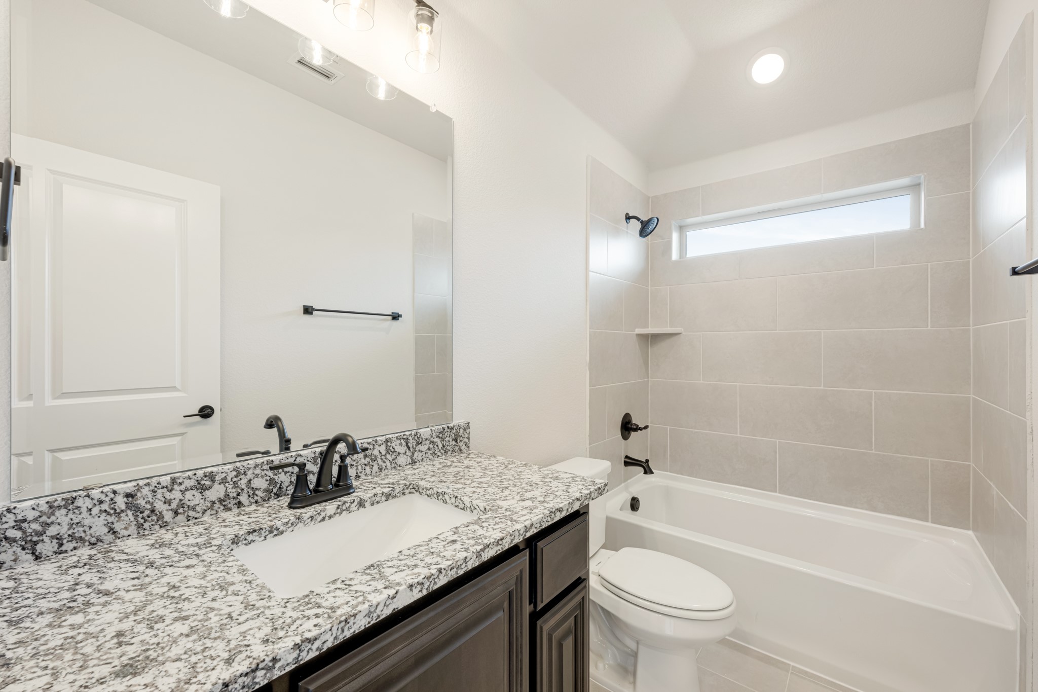 1013 River Oaks Drive Godley TX 76044