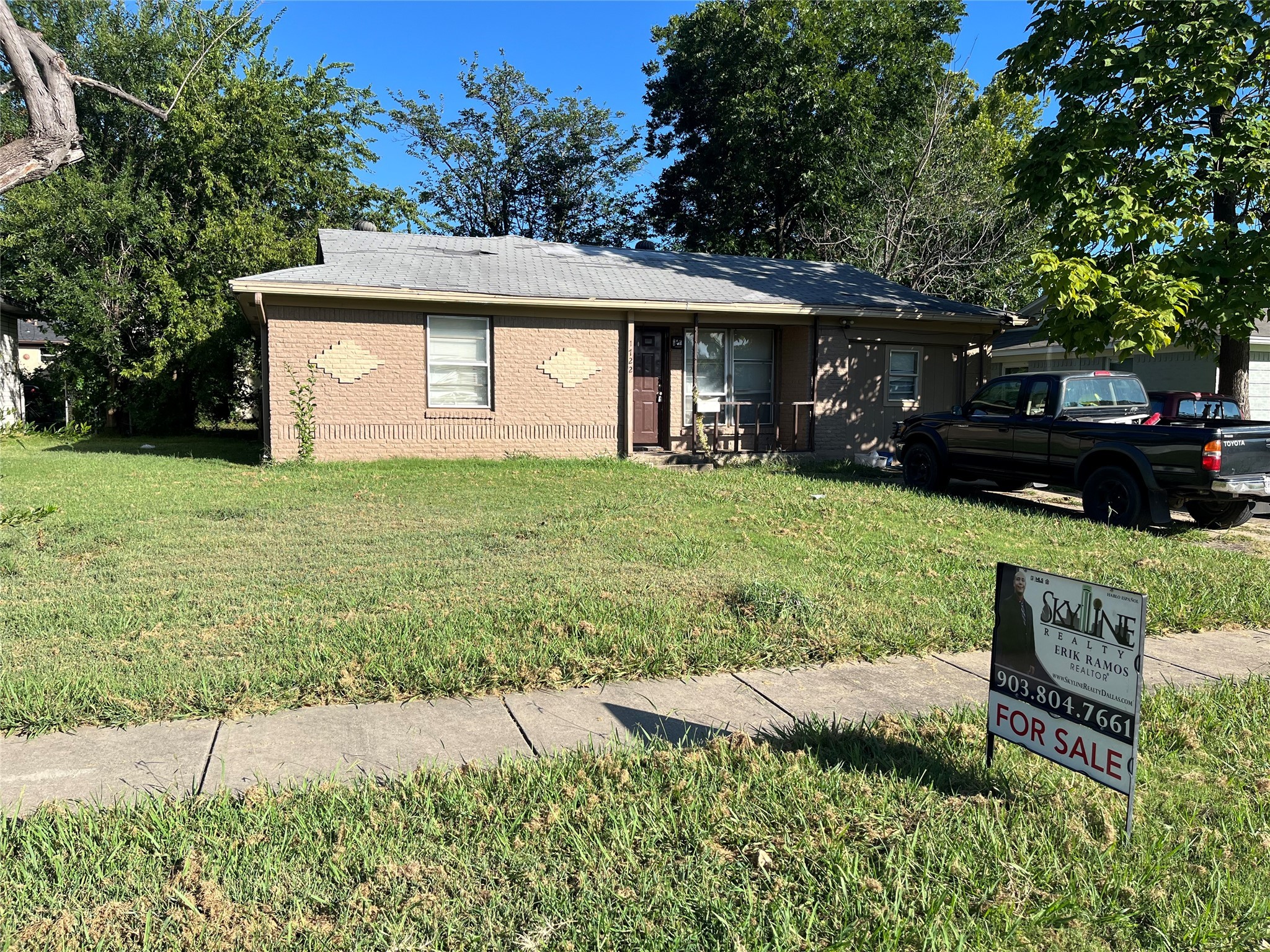 1722 Buena Vista Street Mesquite TX 75149
