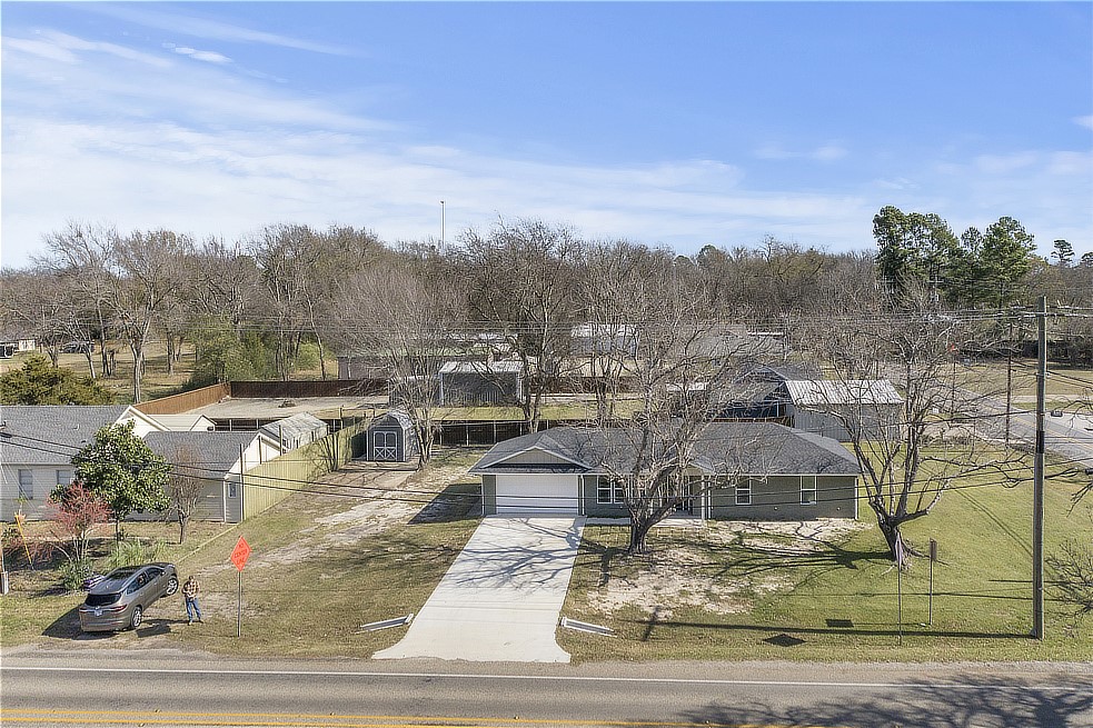128 N Osborn Street Alba TX 75410