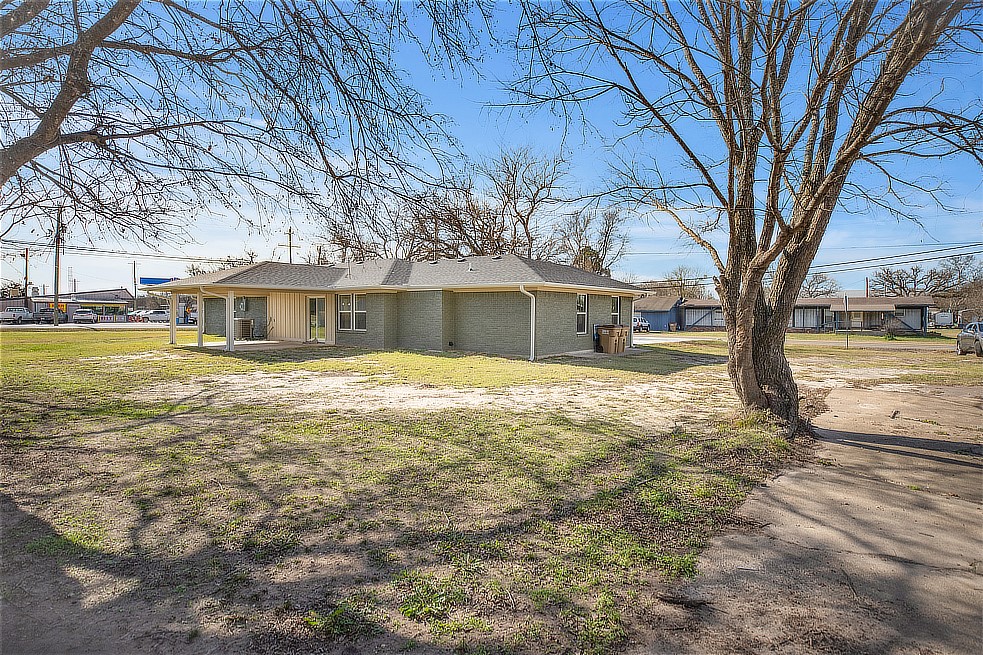 128 N Osborn Street Alba TX 75410