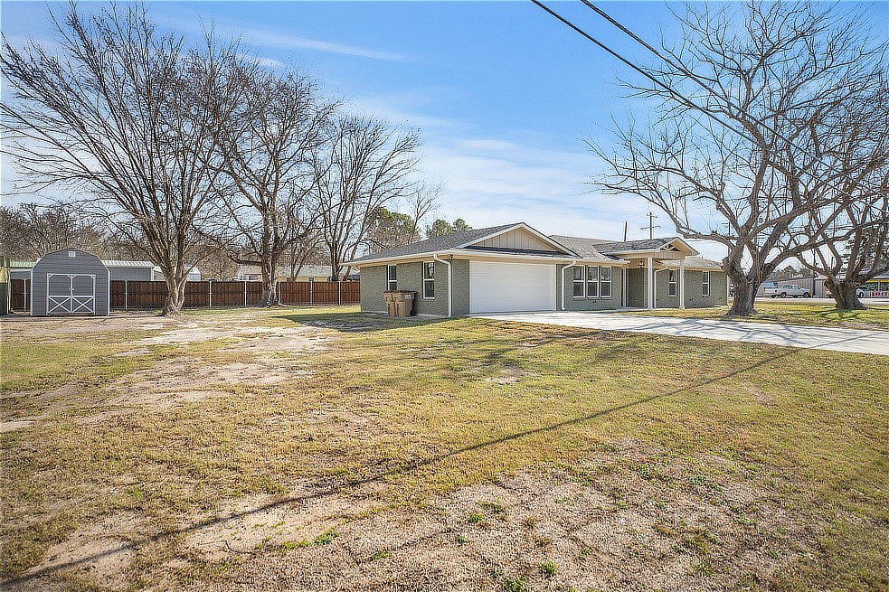 128 N Osborn Street Alba TX 75410