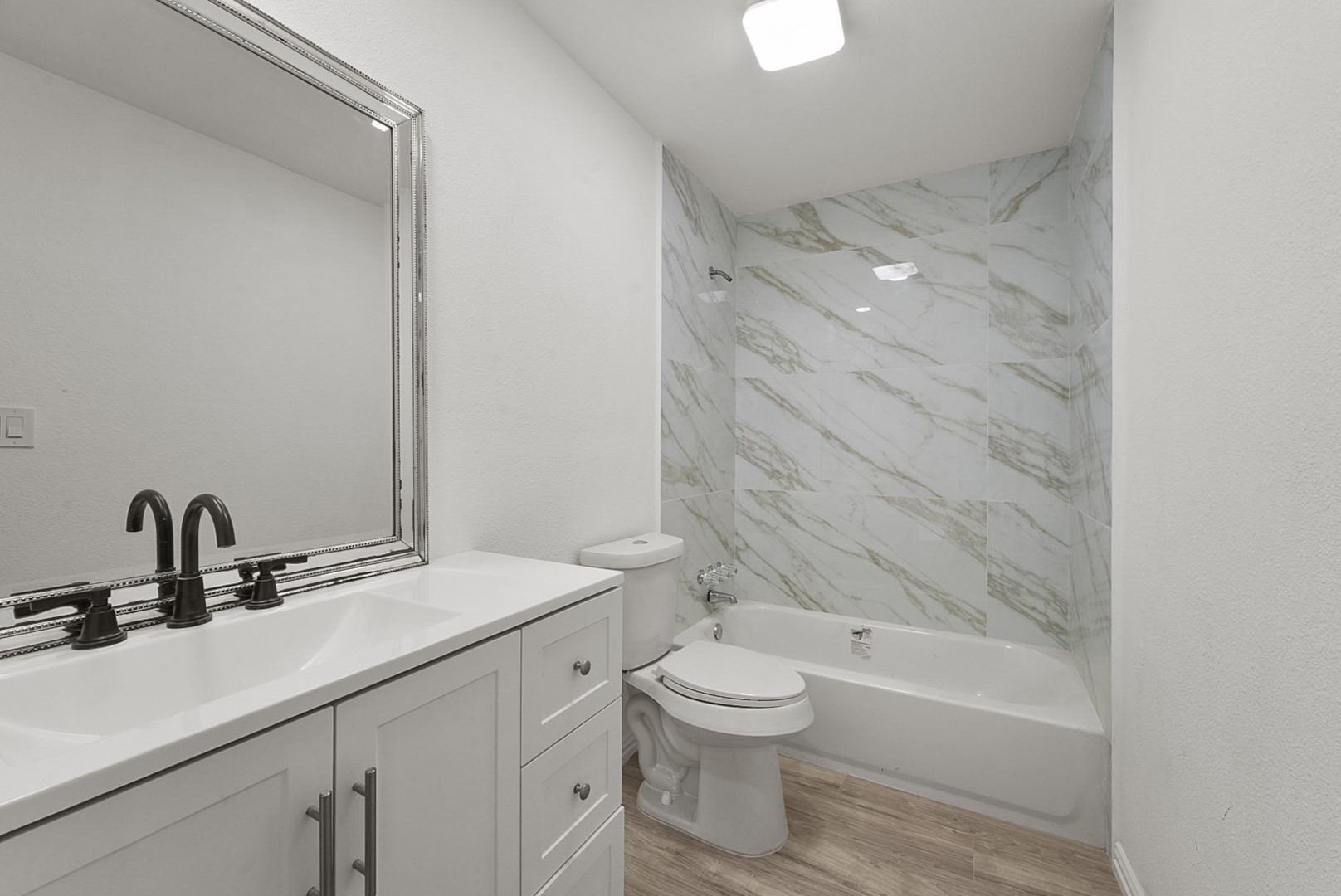 714 Colgate Circle Garland TX 75042