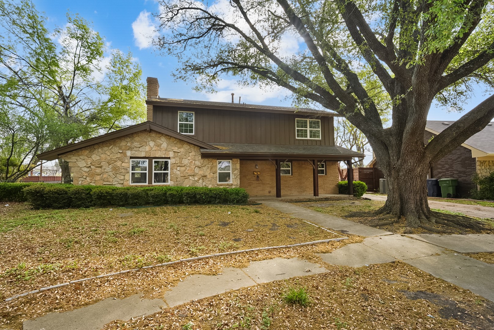 714 Colgate Circle Garland TX 75042