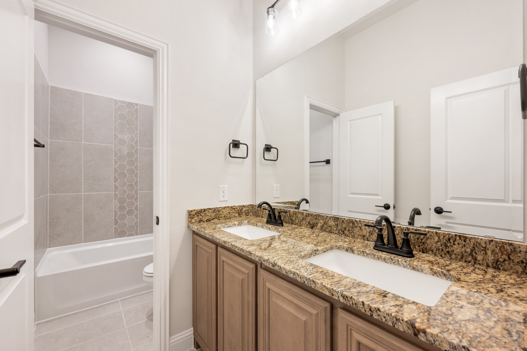 324 Bowrider Lane Granbury TX 76049