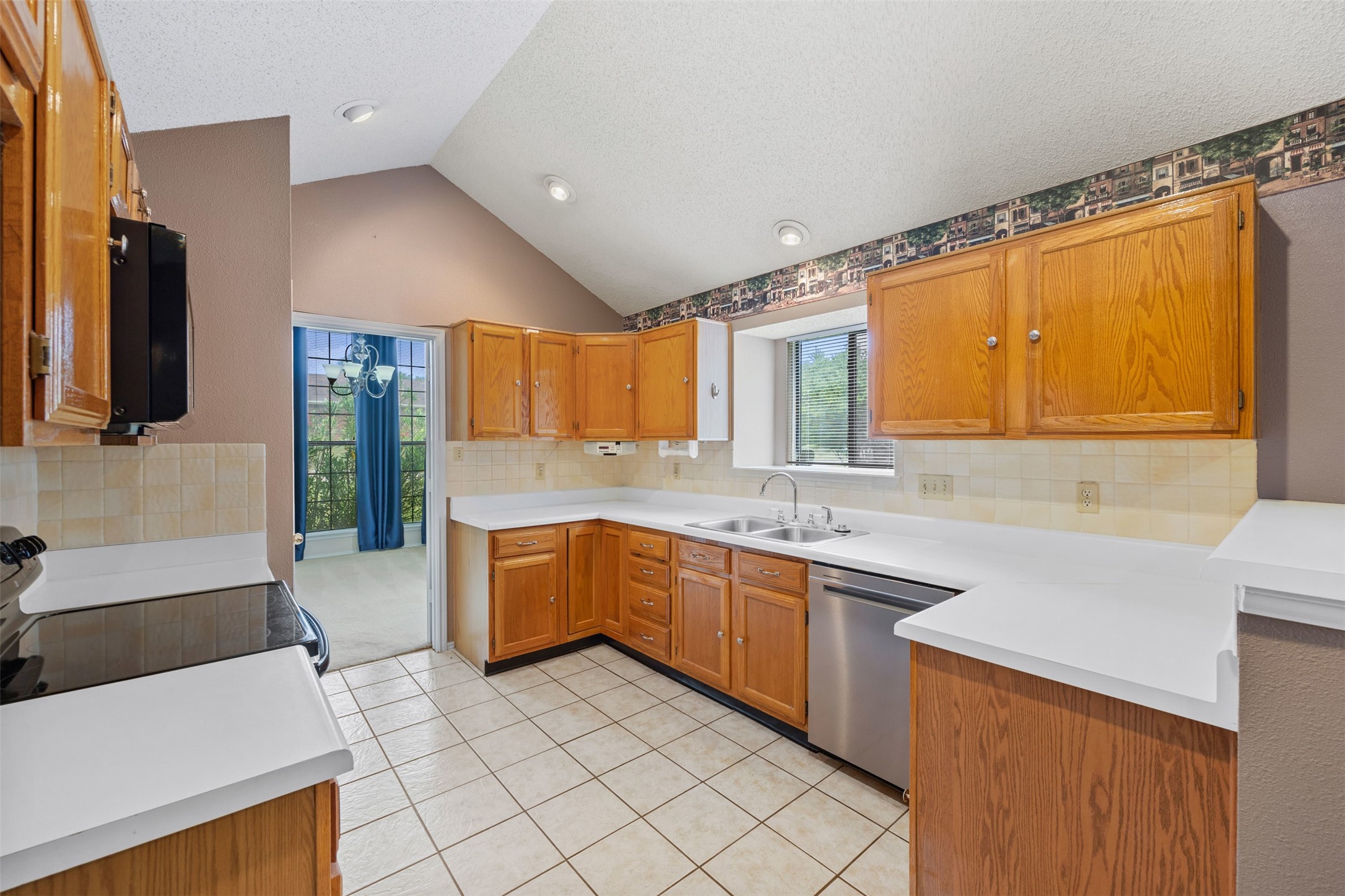 431 Tate Drive Desoto TX 75115
