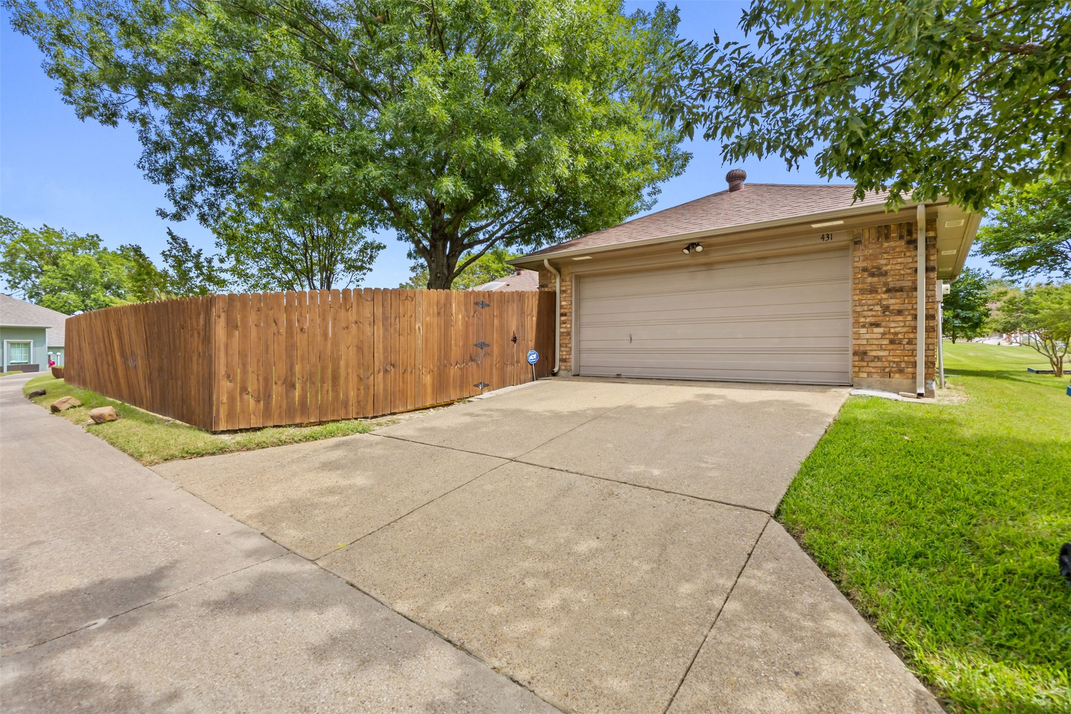 431 Tate Drive Desoto TX 75115