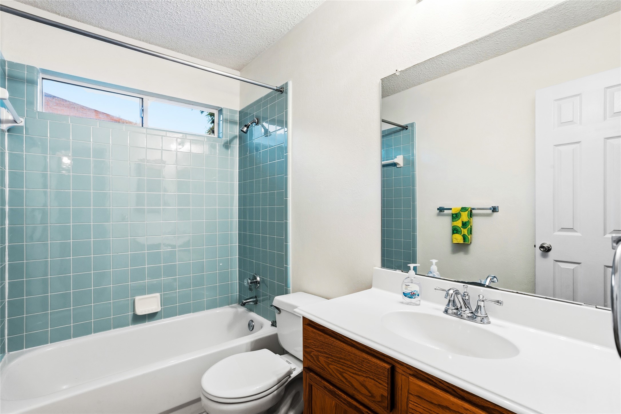 1305 Mill Crossing Garland TX 75040
