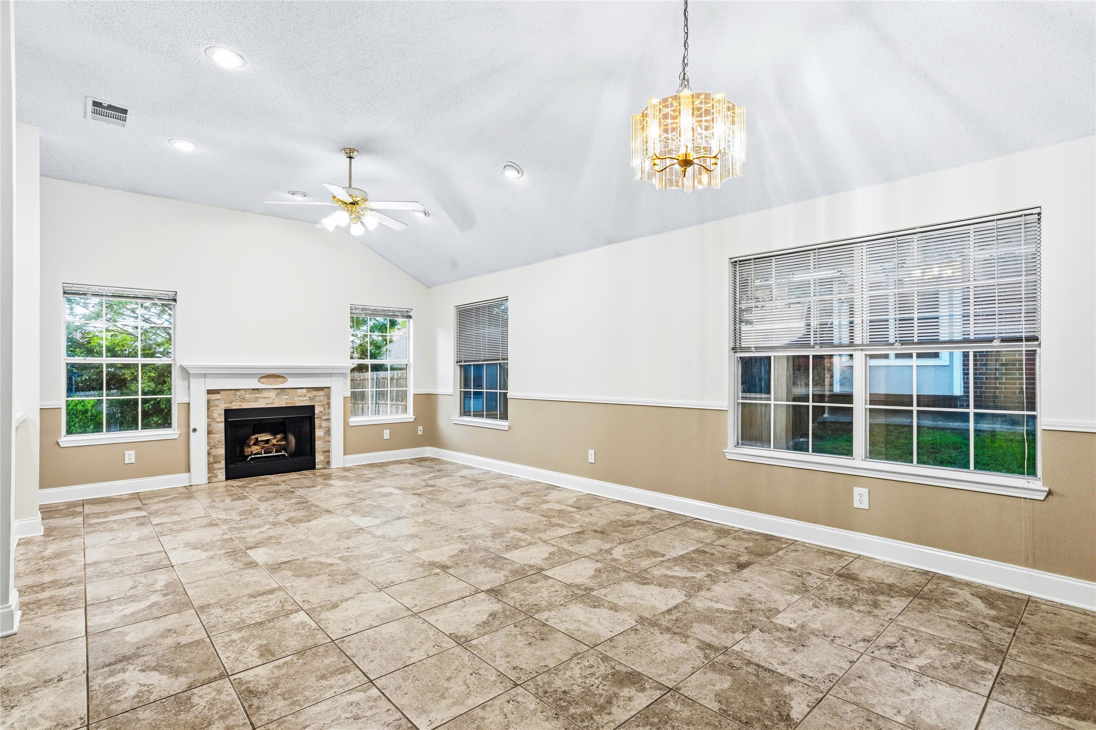 1305 Mill Crossing Garland TX 75040