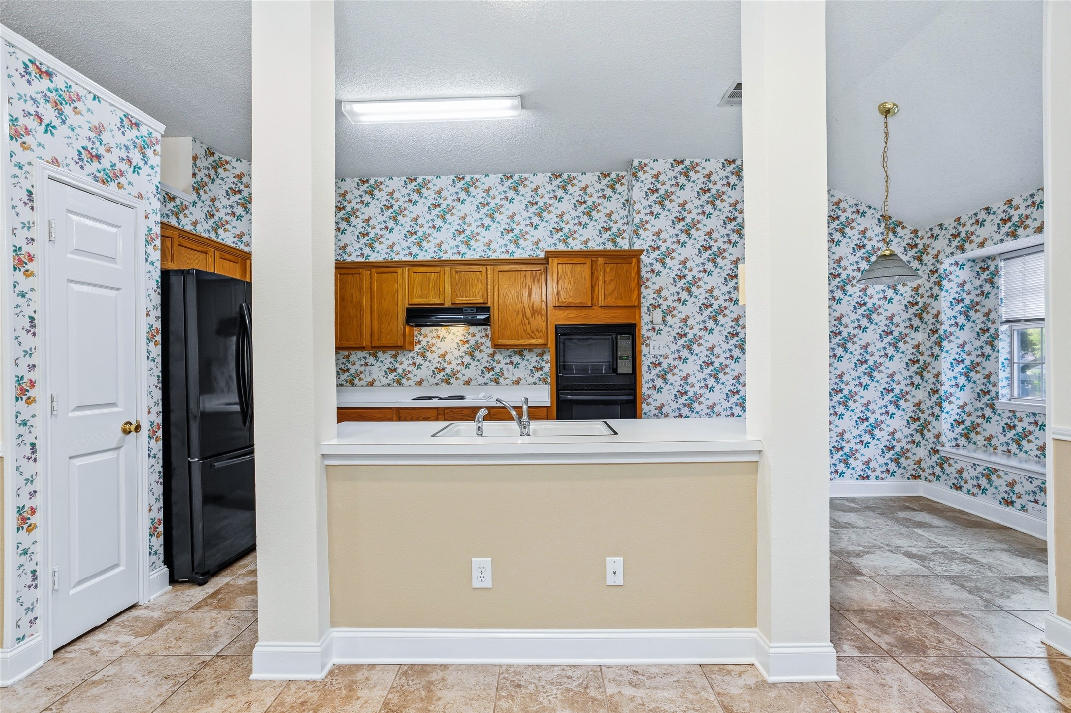 1305 Mill Crossing Garland TX 75040