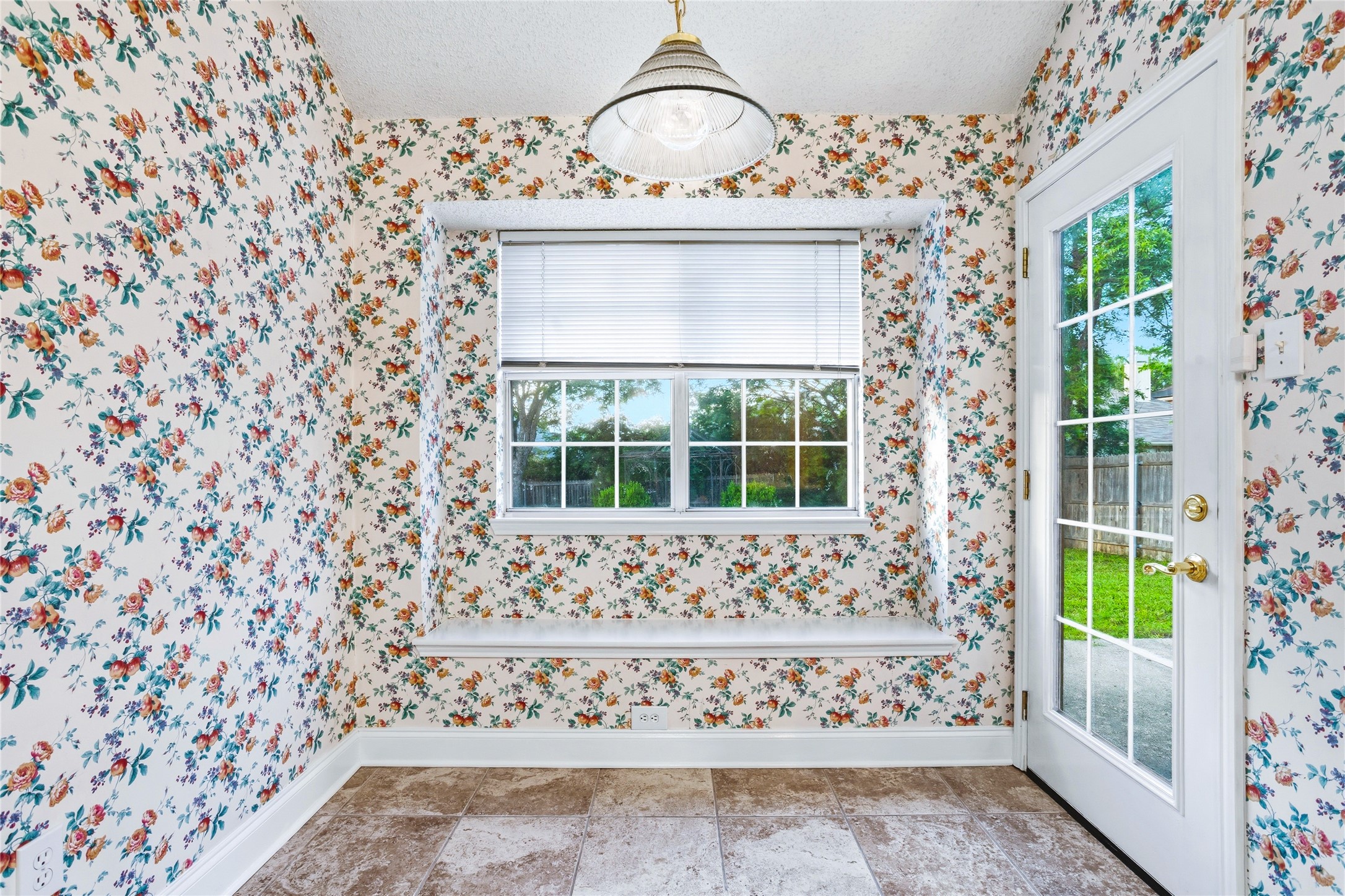 1305 Mill Crossing Garland TX 75040