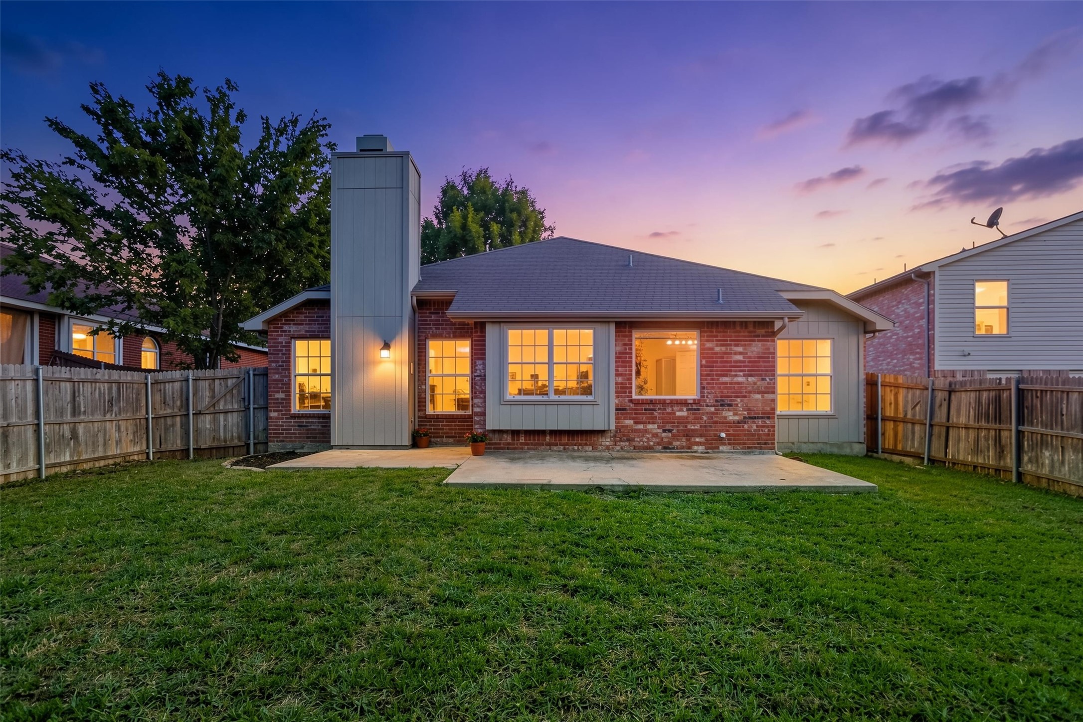 1305 Mill Crossing Garland TX 75040