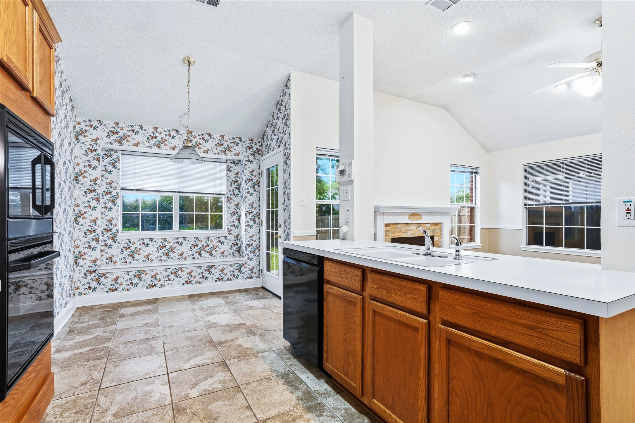 1305 Mill Crossing Garland TX 75040