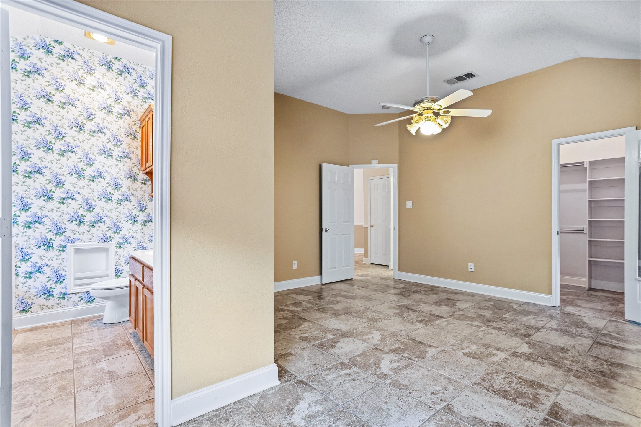 1305 Mill Crossing Garland TX 75040