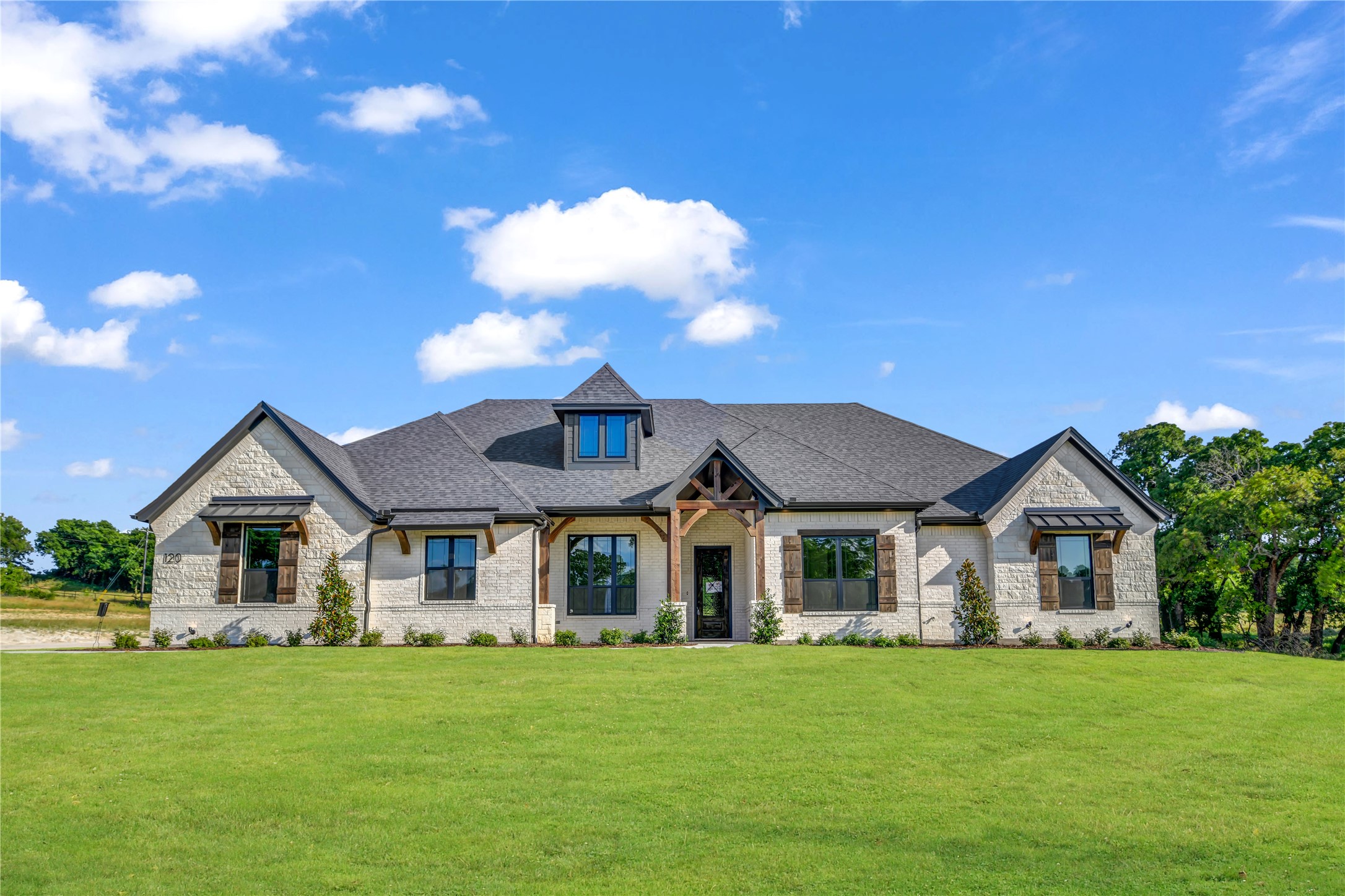 120 Daggett Drive Decatur TX 76234