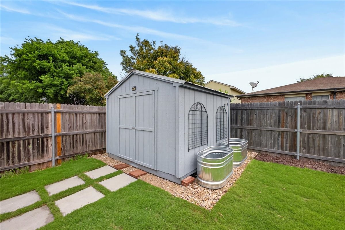 617 Hollyberry Drive Mansfield TX 76063