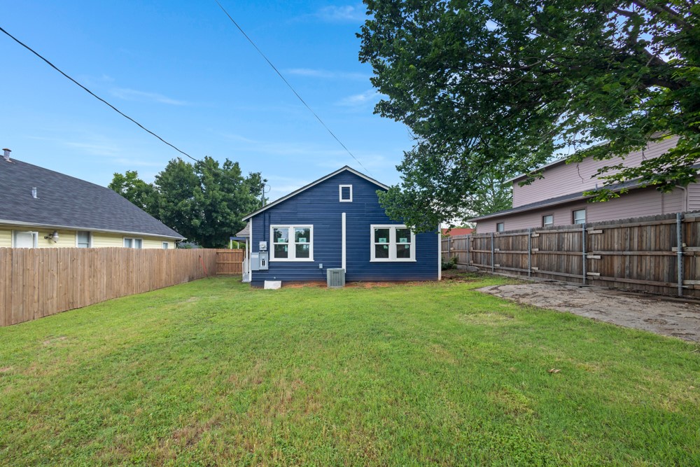 2808 Chenault Street Fort Worth TX 76111