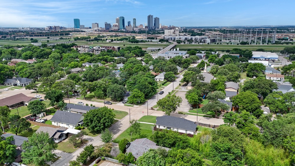 2808 Chenault Street Fort Worth TX 76111