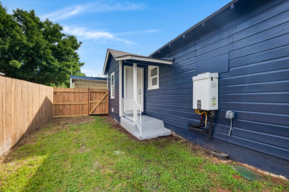 2808 Chenault Street Fort Worth TX 76111