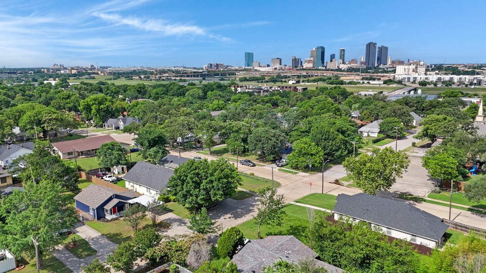 2808 Chenault Street Fort Worth TX 76111
