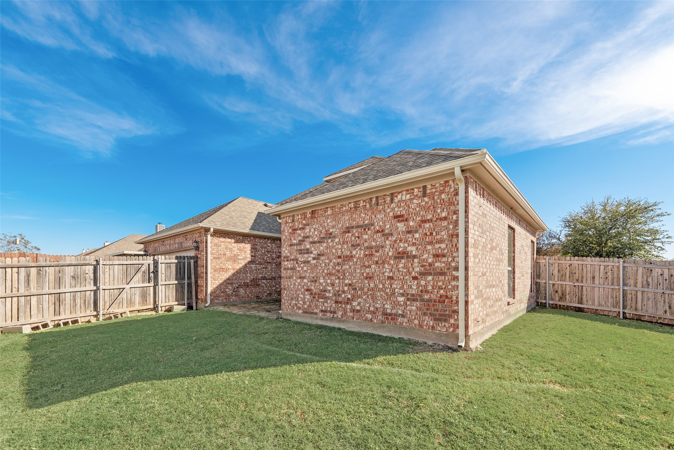 301 Quail Run Road Red Oak TX 75154