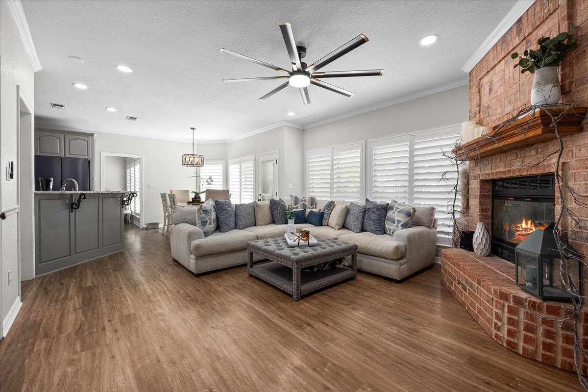 103 Iron Horse Court Azle TX 76020
