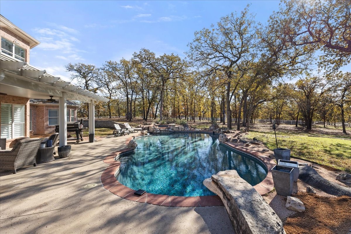 103 Iron Horse Court Azle TX 76020