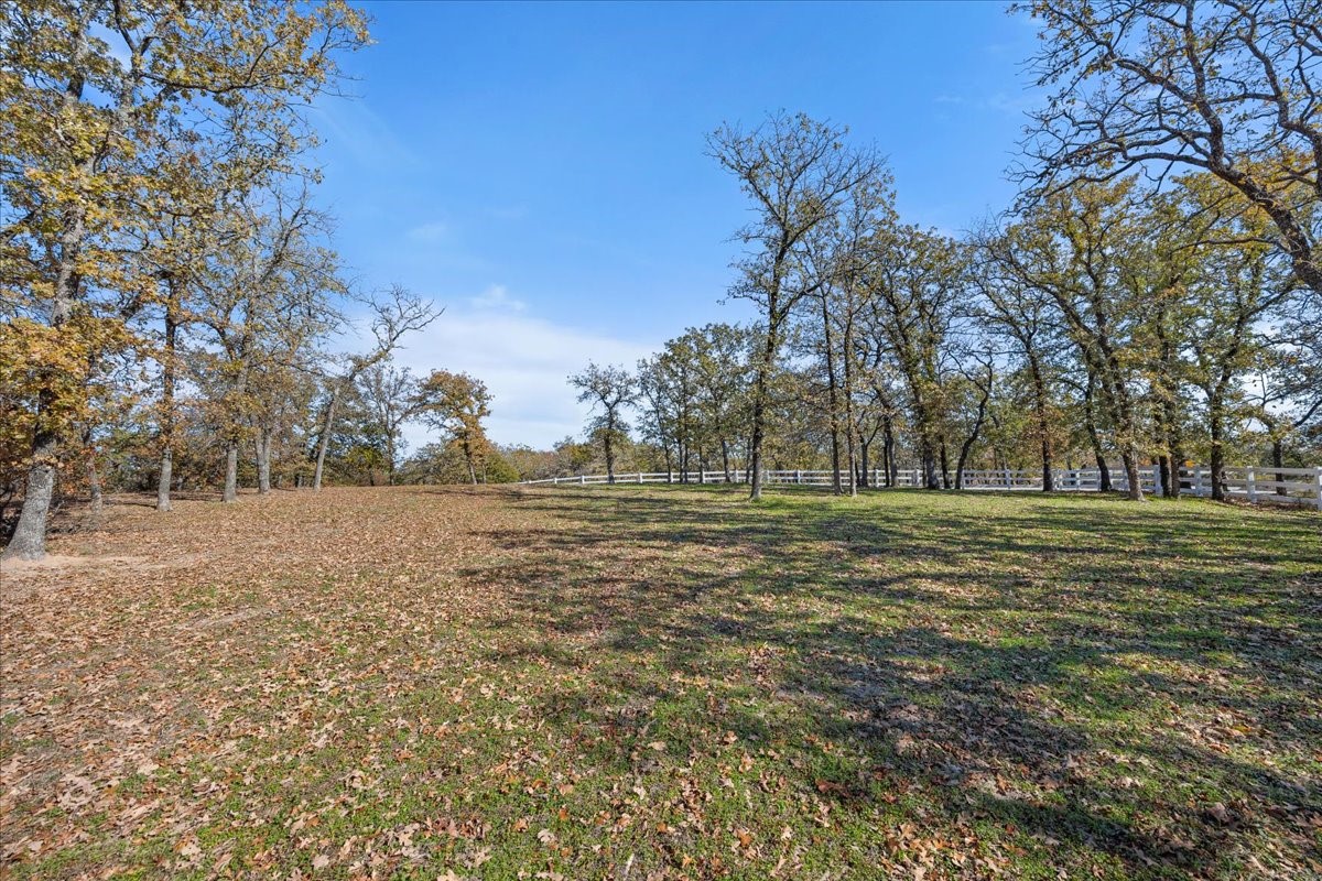 103 Iron Horse Court Azle TX 76020