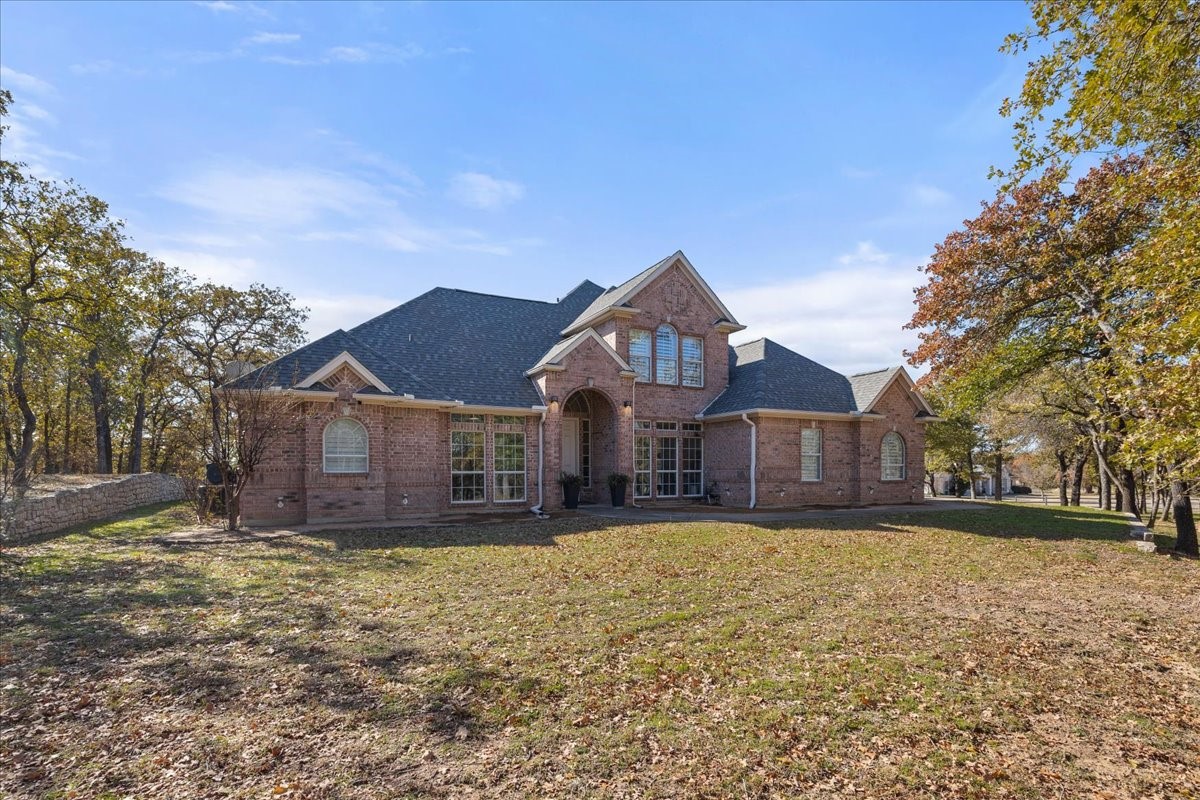 103 Iron Horse Court Azle TX 76020