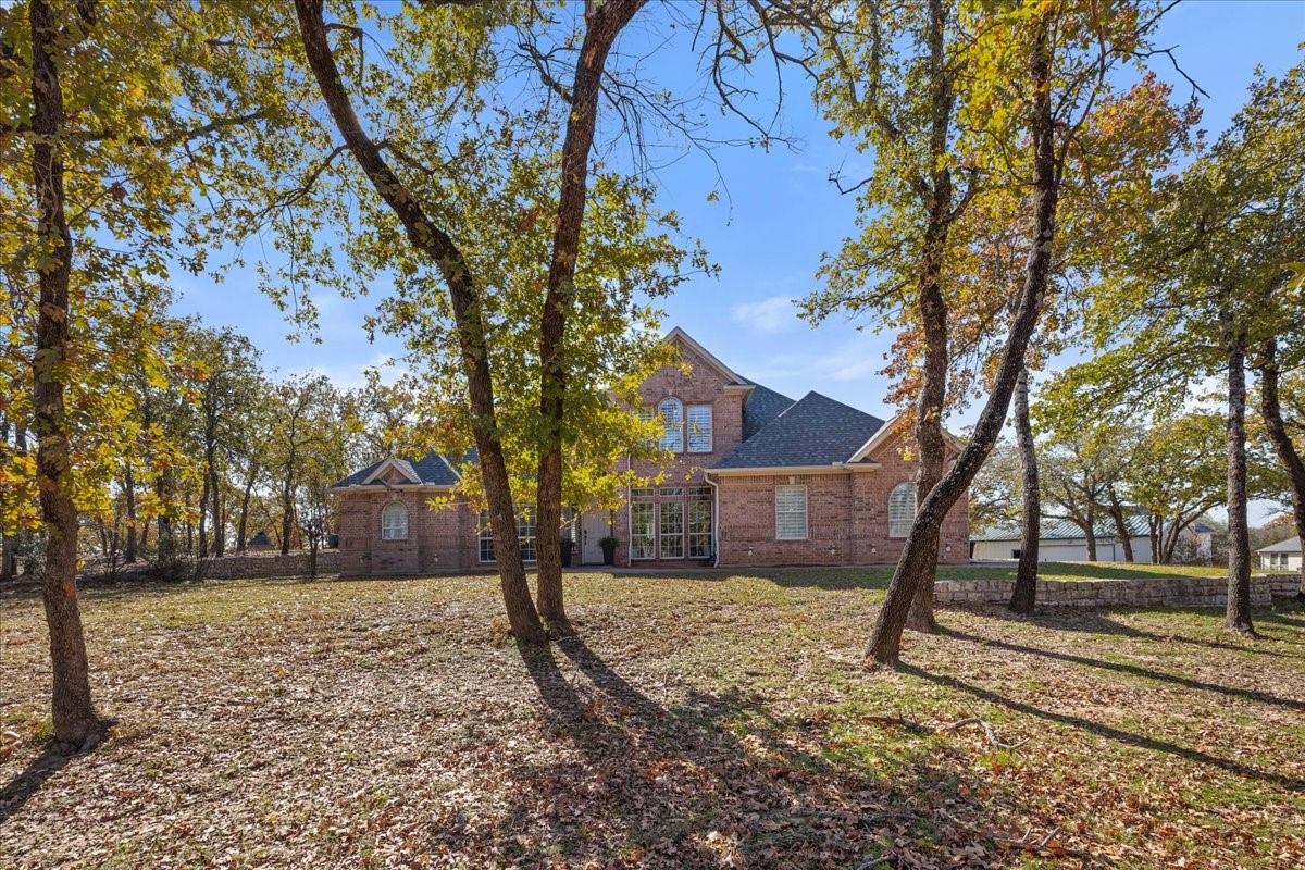 103 Iron Horse Court Azle TX 76020