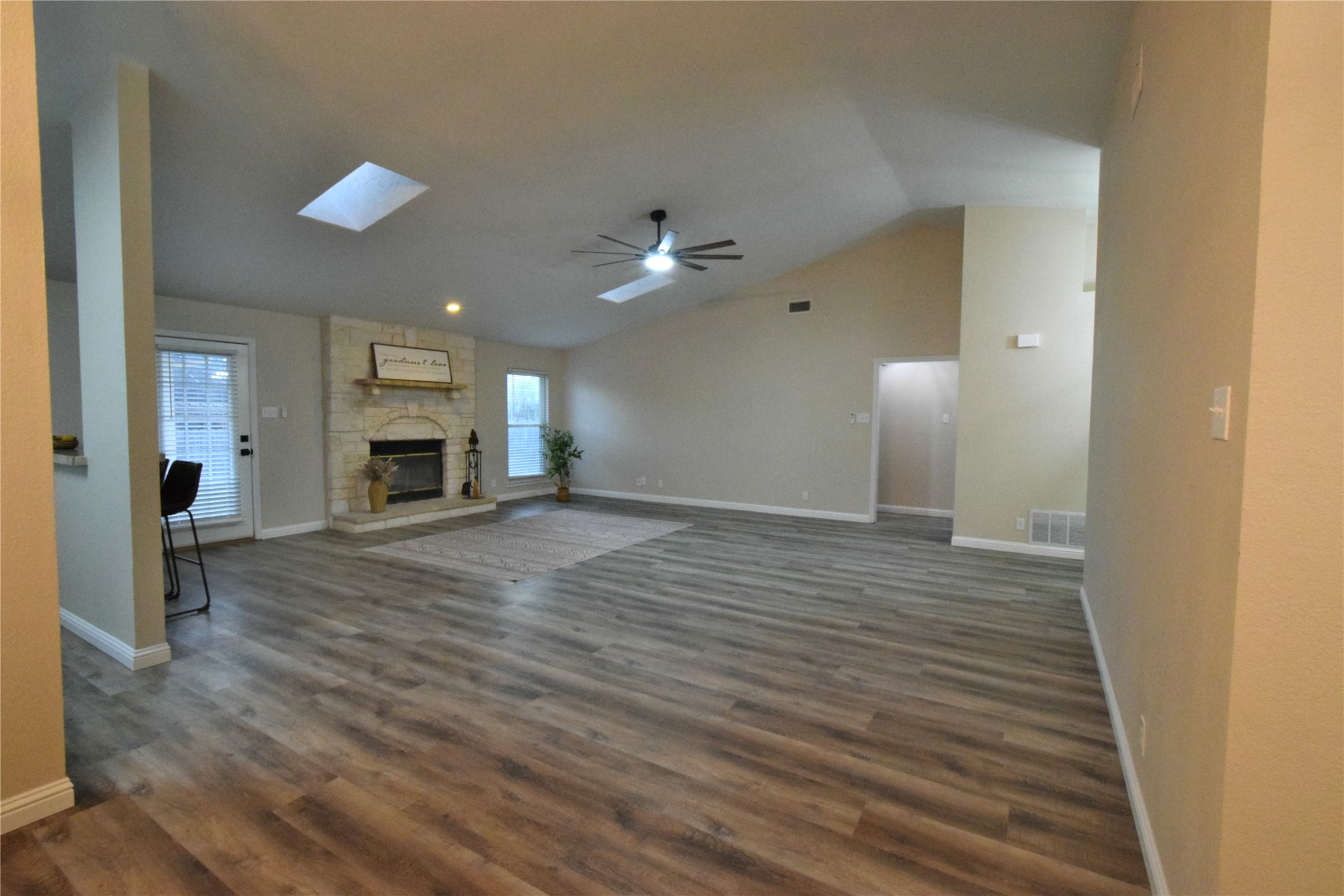 8906 Pleasant Hill Drive Granbury TX 76049