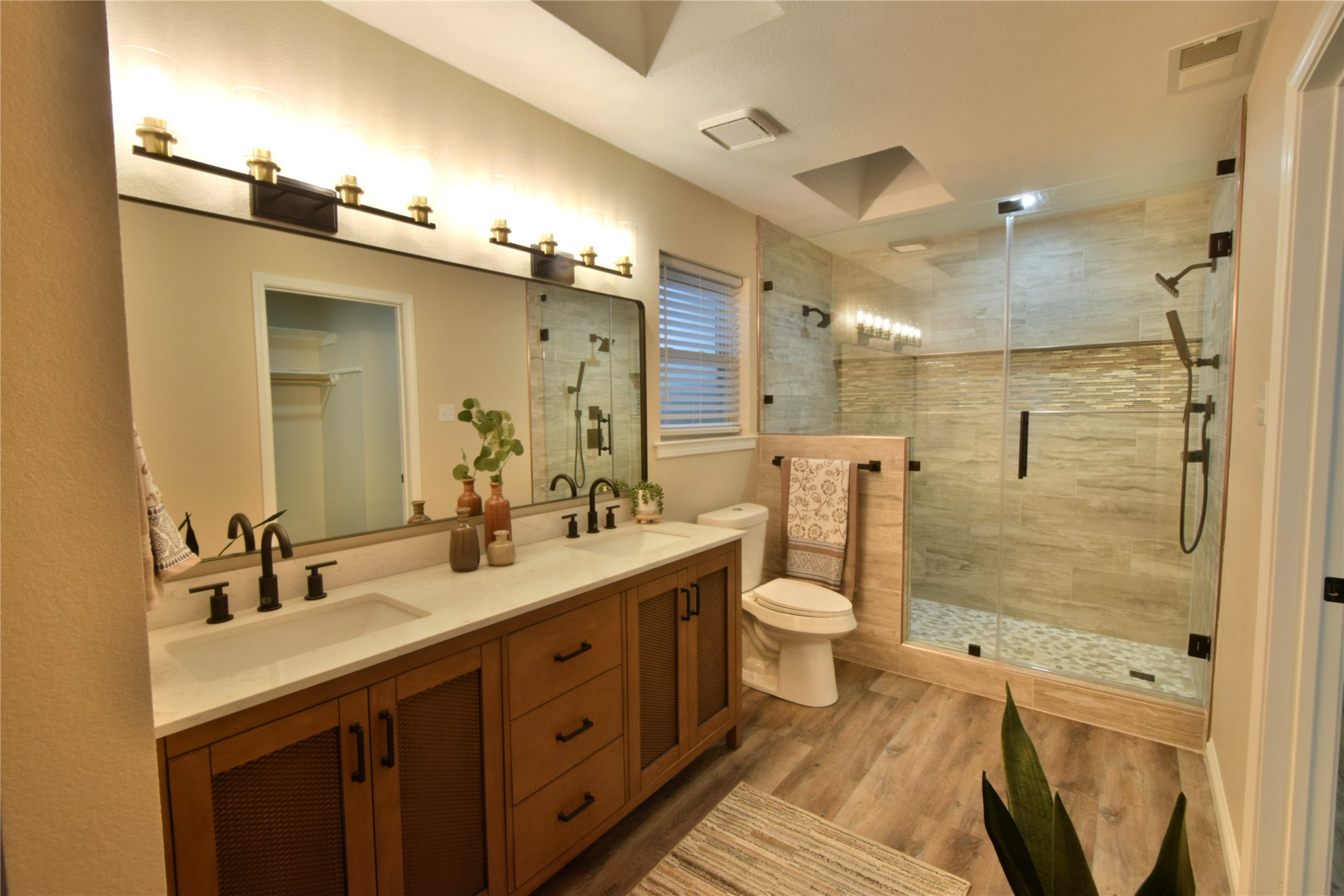 8906 Pleasant Hill Drive Granbury TX 76049