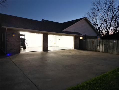 8906 Pleasant Hill Drive Granbury TX 76049