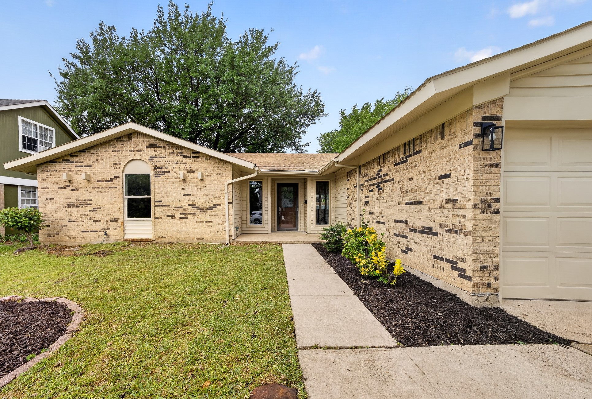 562 Kent Drive Lewisville TX 75067