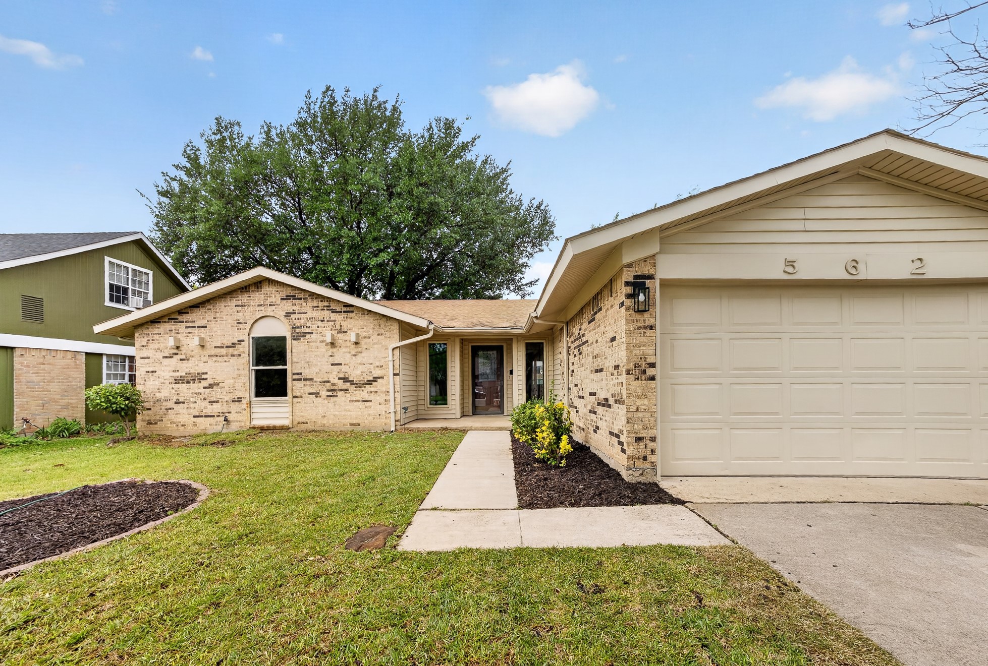 562 Kent Drive Lewisville TX 75067