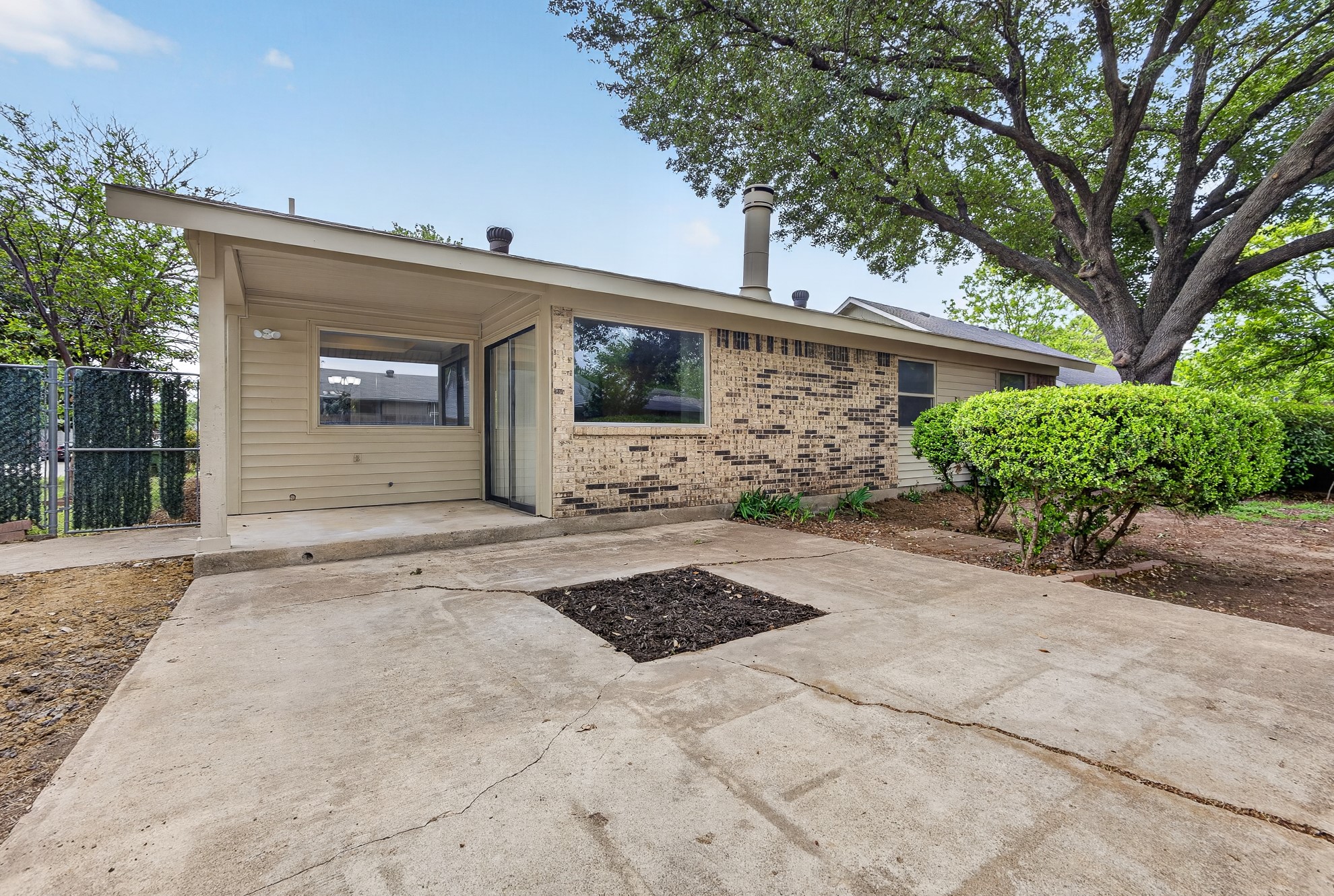 562 Kent Drive Lewisville TX 75067