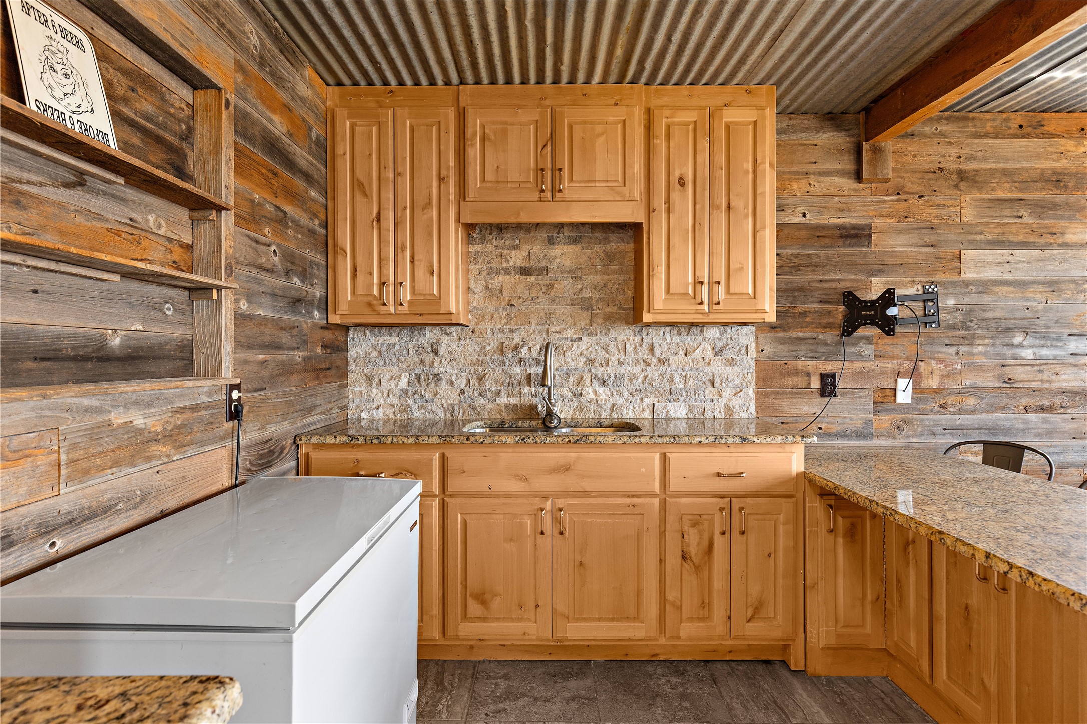 894 W Moonshine Road Seymour TX 76380