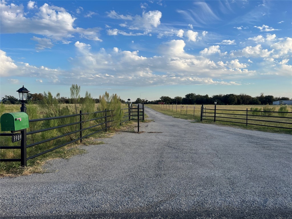 3909 Kikaga Road Granbury TX 76048