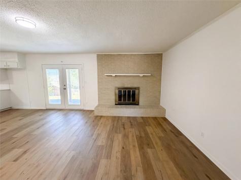 607 State Street Weatherford TX 76086