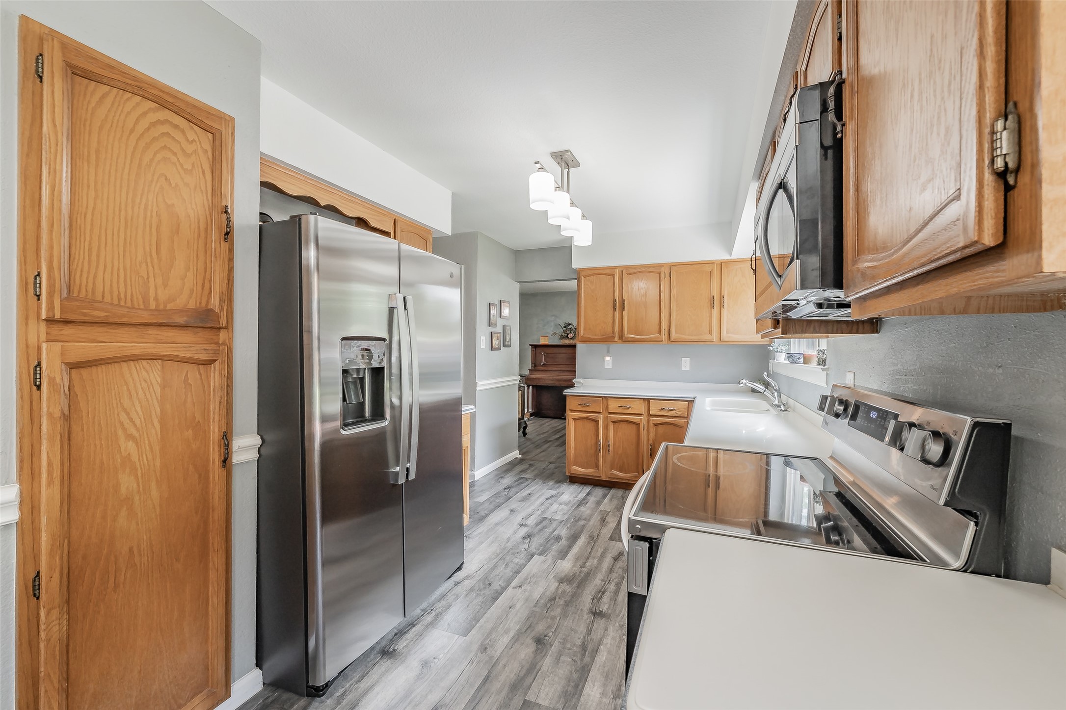 1219 Brian Court Grapevine TX 76051