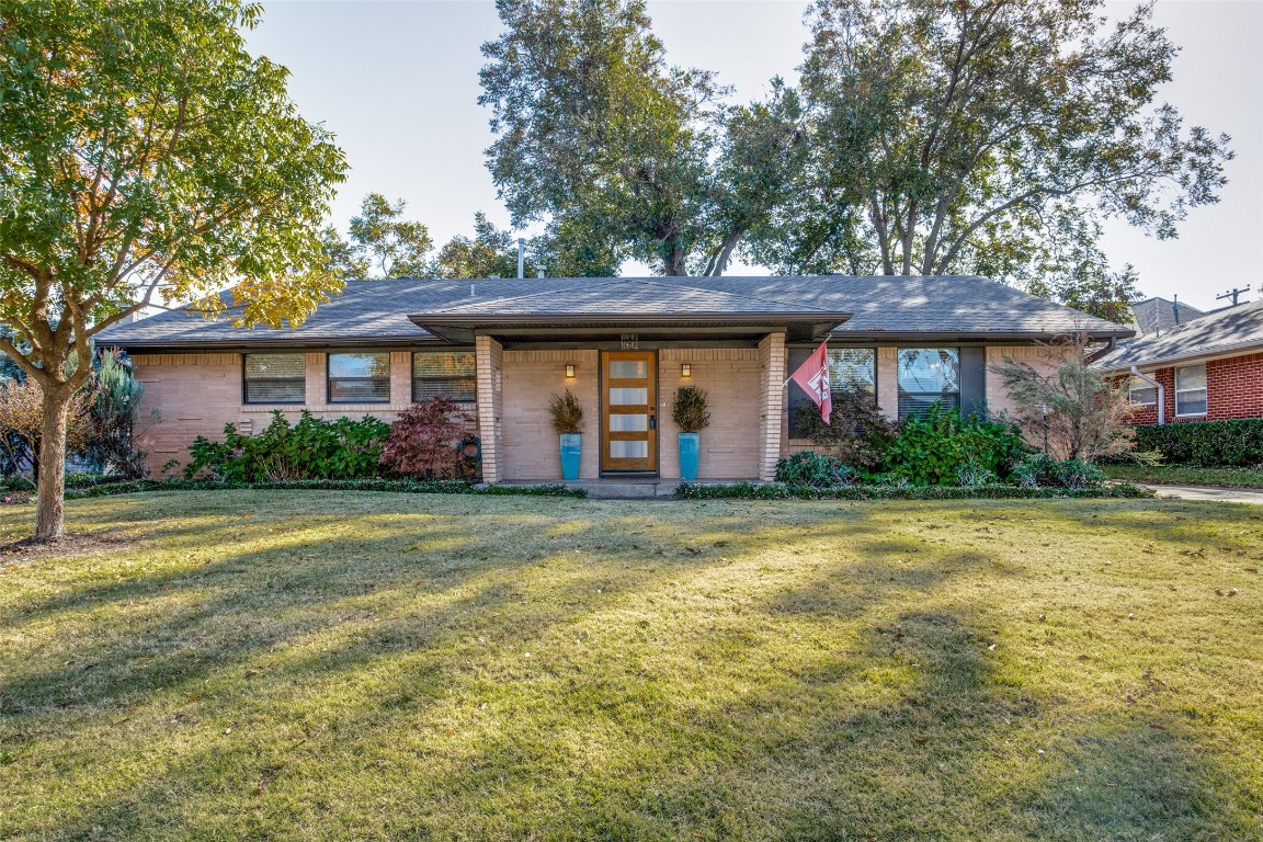 10642 Le Mans Drive Dallas TX 75238